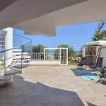 3 Bedroom Gorgeous In Apartmán