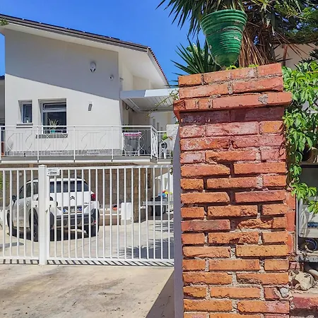 3 Bedroom Gorgeous In Apartmán *