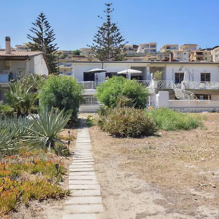 3 Bedroom Gorgeous In * Alcamo